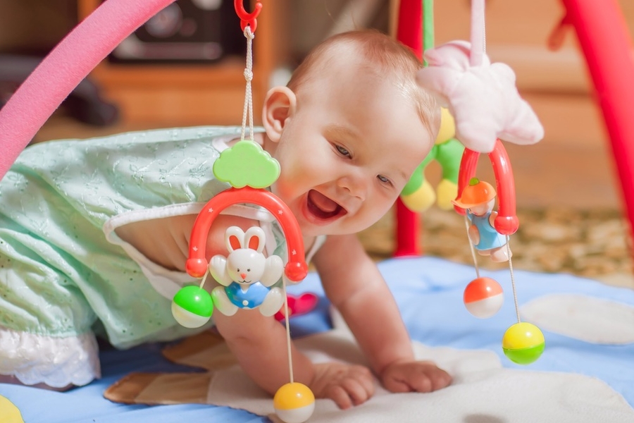 A complete guide to baby’s developmental milestones from 6-9 Months