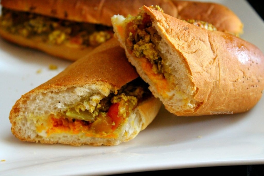 Snack Recipe: Toasted Paneer Bhurji Hot Dog Rolls