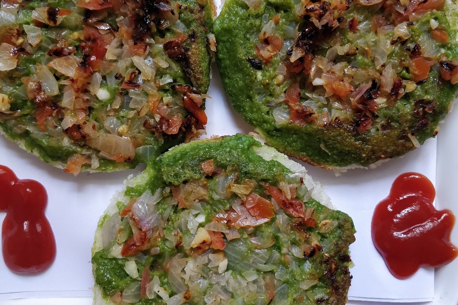 Healthy Spinach Uttapam For Your Little One