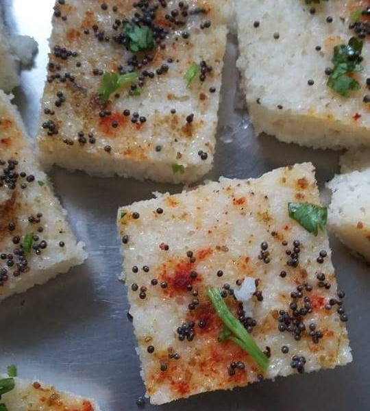 Traditional Recipe To Make Spongy Rice Dhokla