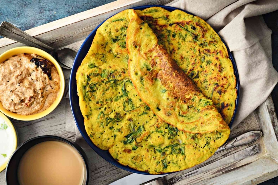 Moong Dal And Dalia Chilla Recipe