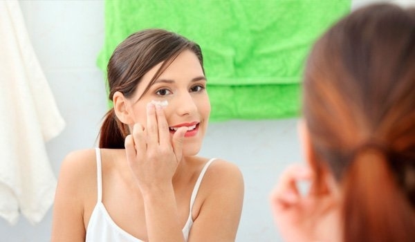 Natural Ways For Skin Care During Pregnancy