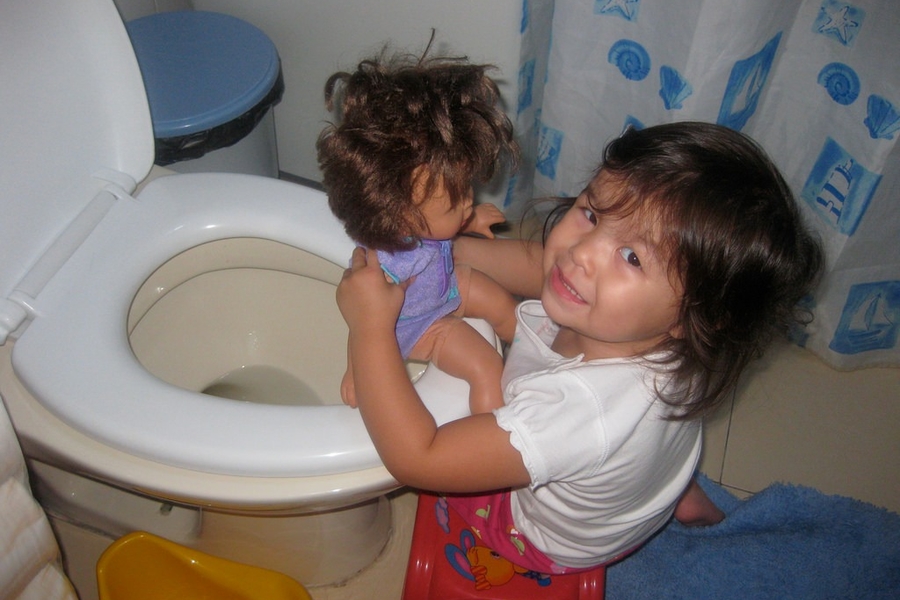 How To Potty Train A Baby Girl