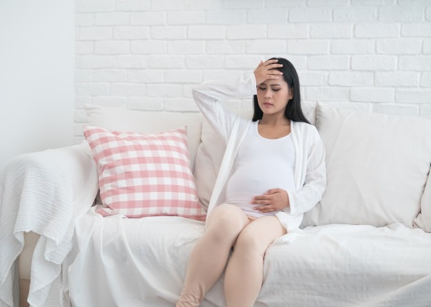 गर्भावस्था में होने वाले सिरदर्द से कैसे आराम पाए