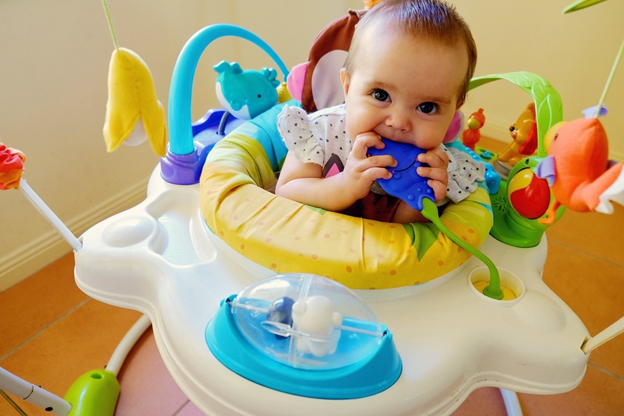 How to Find a Chemical-Free Toy Wash for Your Baby?