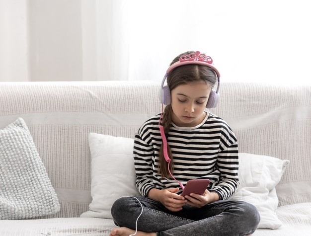 What Music to Play For Your Child? Play These 6 Amazing Classical Tracks