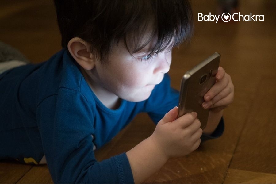 आपके बच्चे के लिए स्मार्टफोन एडिक्शन को ब्रेक करने के 10 क्रिएटिव आइडियाज