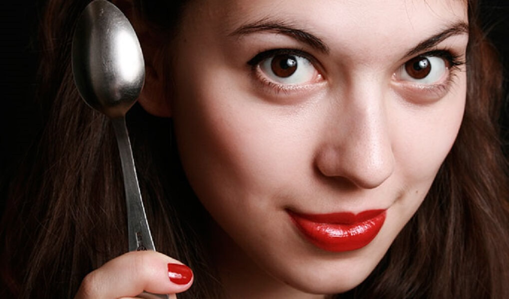 Have You Tried The Spoon Massage For Your Wrinkles