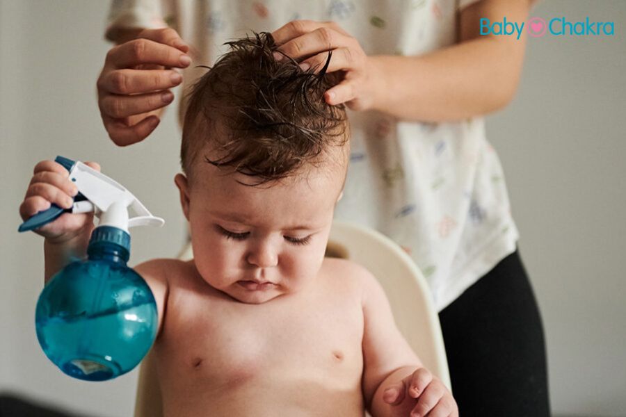 बच्चे के बालों में क्या रोज तेल से चंपी करनी चाहिए?
