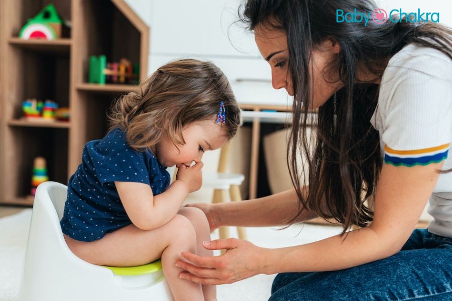 Toilet Training: बच्चों को पॉटी ट्रेनिंग देने के ईजी ट्रिक्स