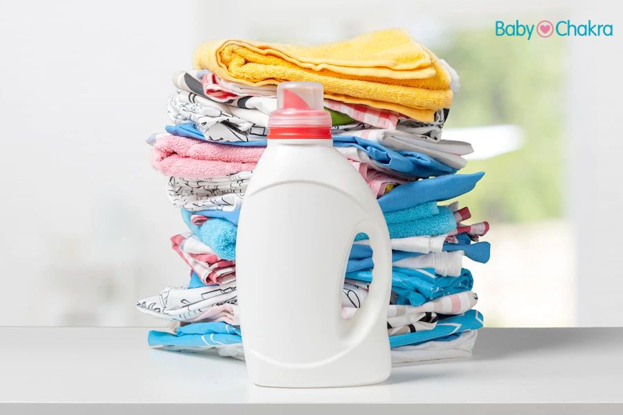 Baby Laundry Detergent: इन 7 कारणों से बेबी लॉन्ड्री डिटर्जेंट का इस्तेमाल करना चाहिए